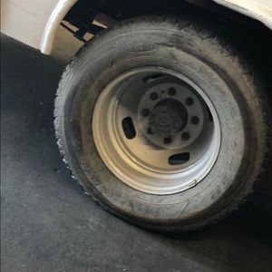 Meet your Posher, Earl